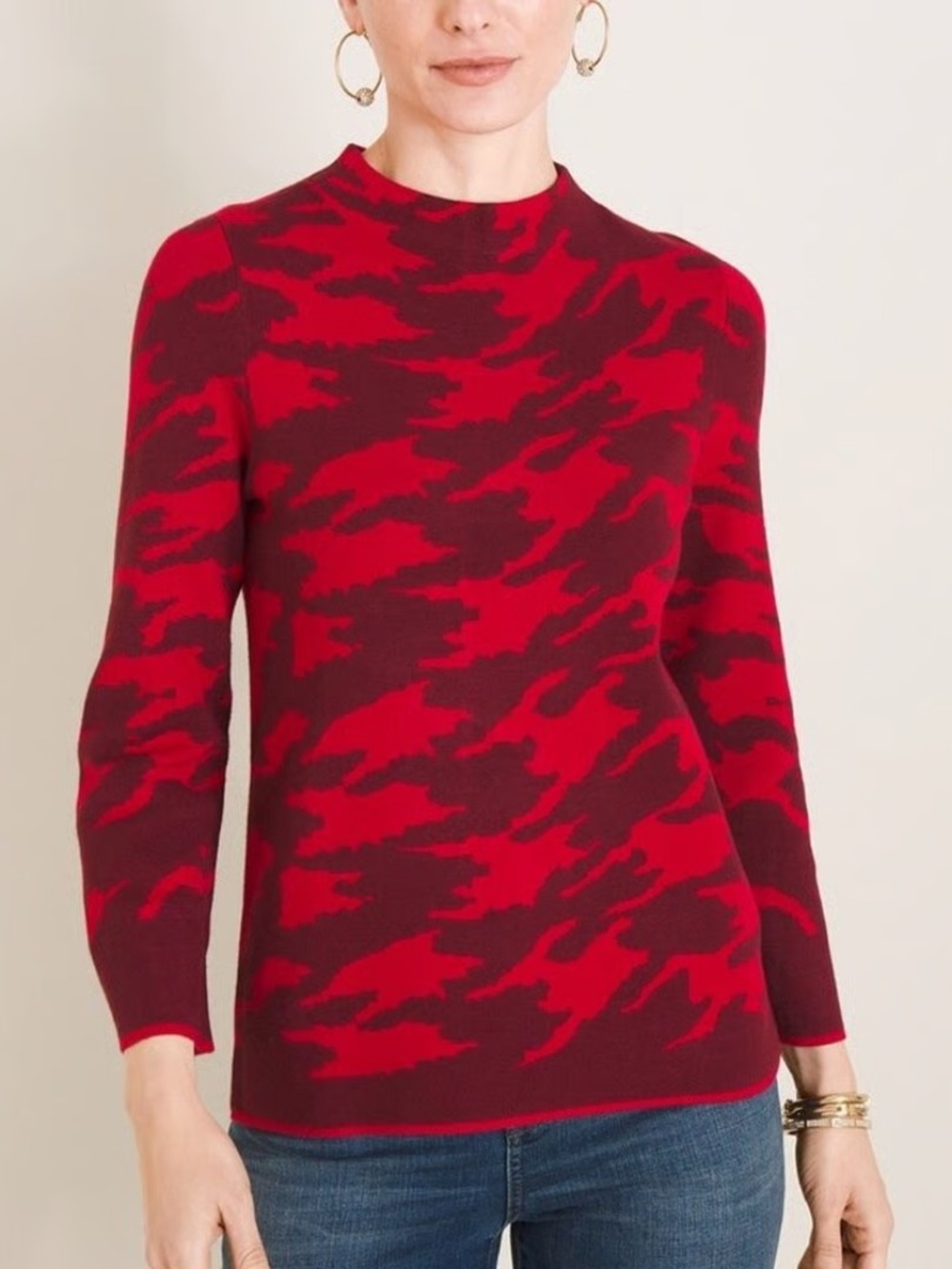 Chico’s Back Zip Mock Neck Red Sweater Size M Modern Chic Urban Jungle
